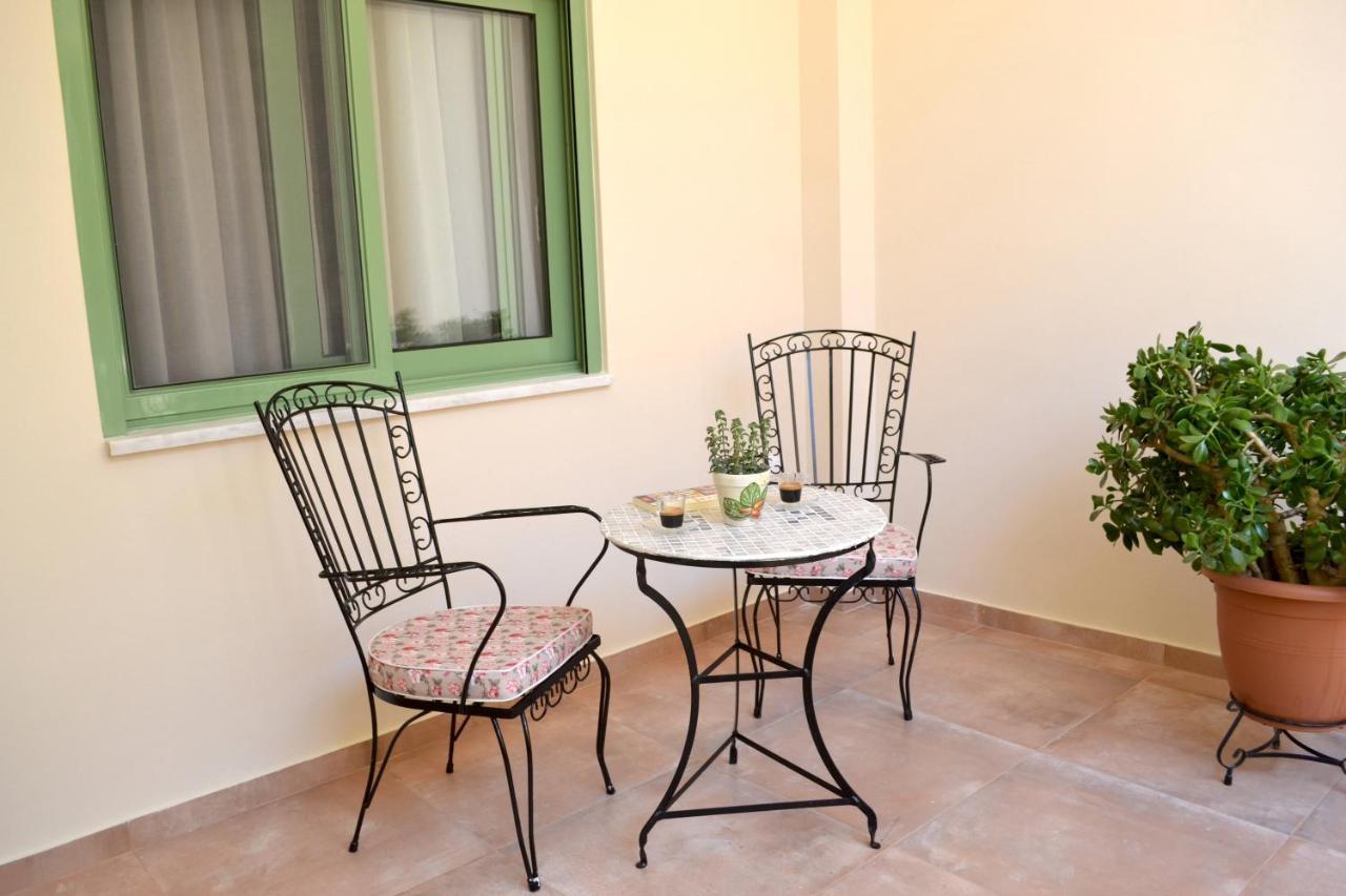 Yannis Guest House Αίγινα Εξωτερικό φωτογραφία